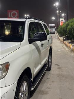 Toyota Sequoia